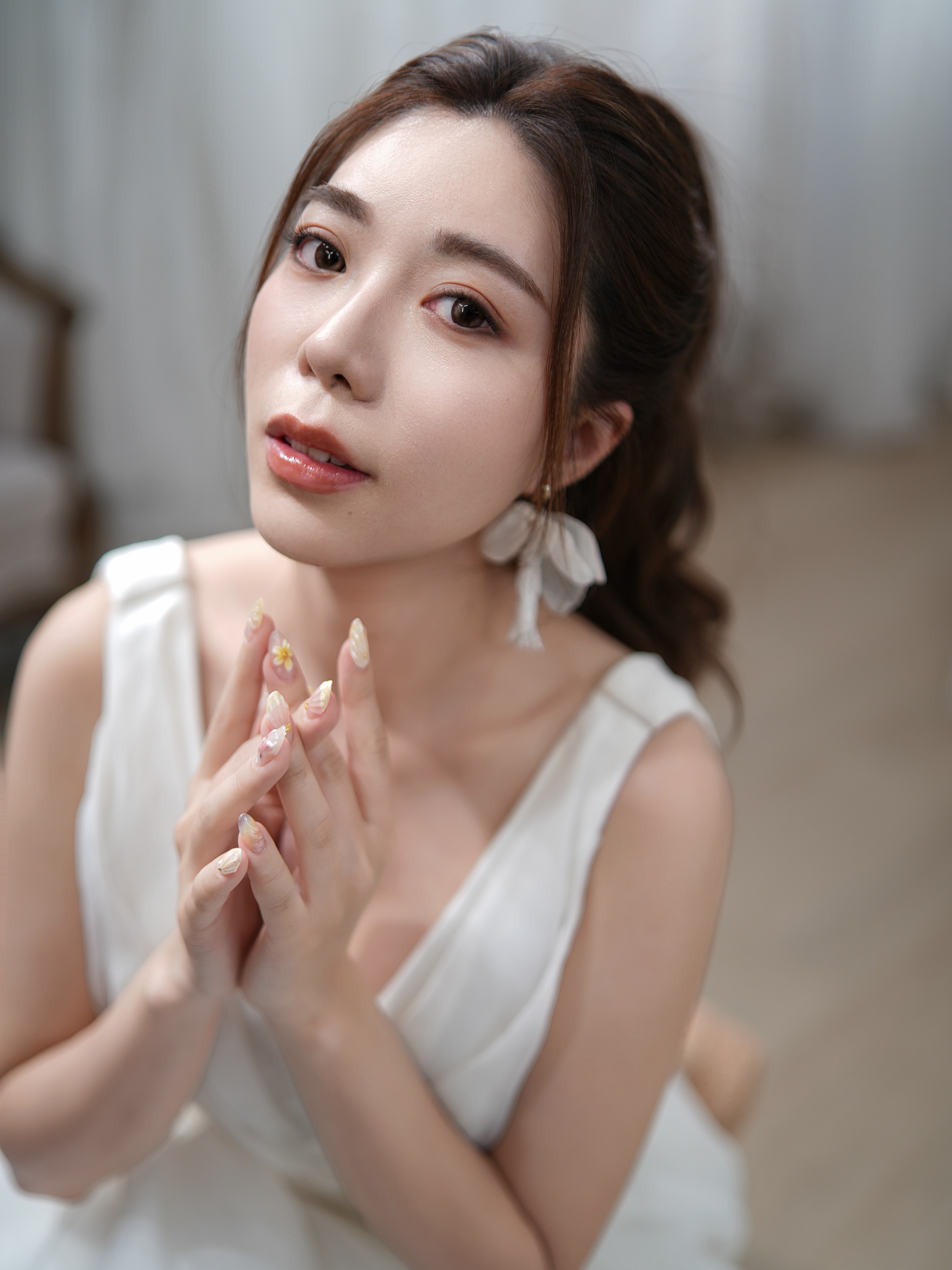 Koey 髮型與 colourme_mei 妝容的協作作品，Cherie 及 Abby 協助